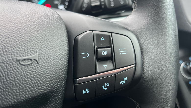 Ford Puma 1.0 EcoBoost Hybrid mHEV Titanium 5dr DCT Petrol Hatchback